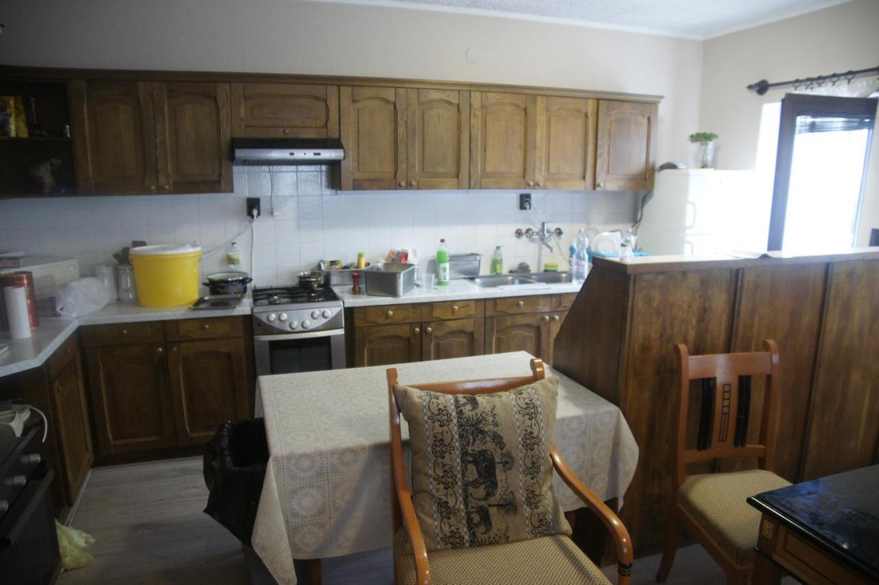 Szuzanna Fenyves Panzio Bed and Breakfast Siófok Buitenkant foto